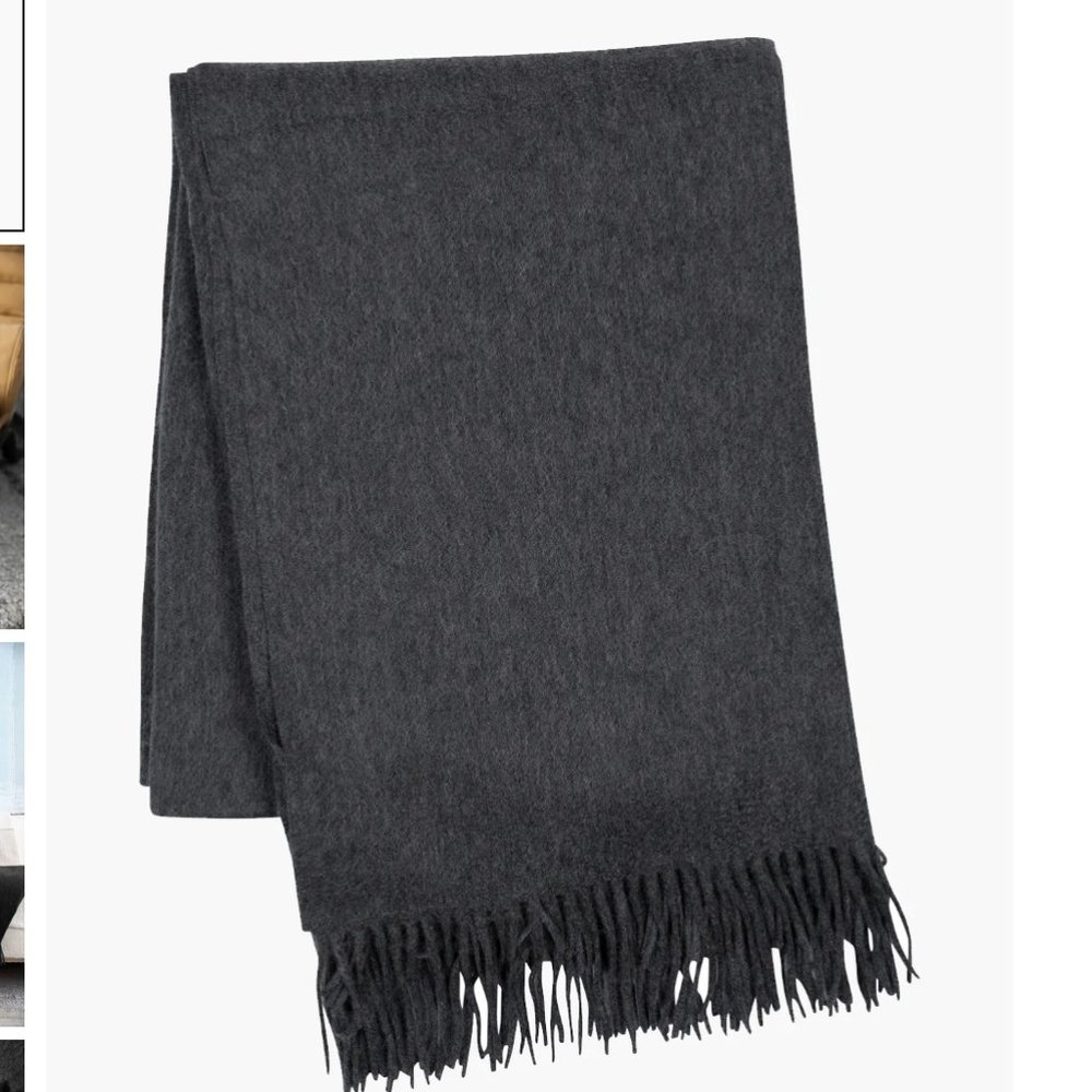NAKEDCASHMERE Hunter Cashmere Blanket in Black